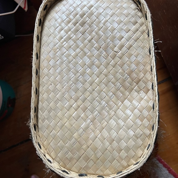 Tory Burch Pom Pom Beach Bucket - Gold Tote - Picture 11 of 14